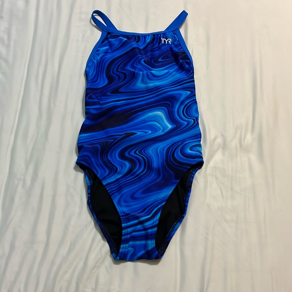 TYR Diamondfit Competitive Swim Suit Size 30